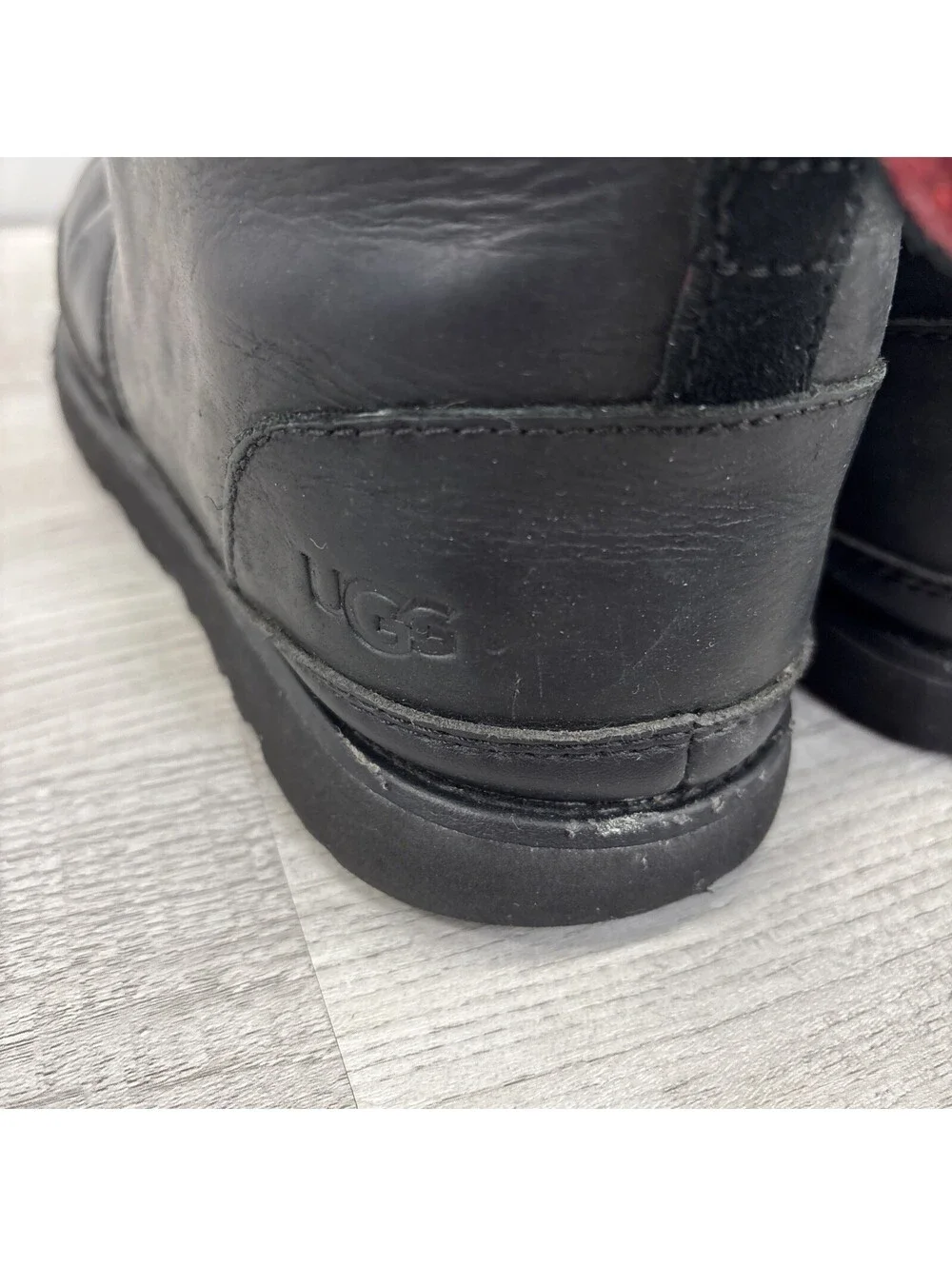 UGG Neumel Weather II Waterproof Black Leather Chukka Boots Size US 8 Men